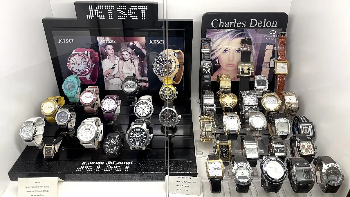 The Jet Set and Charles Delon shop window